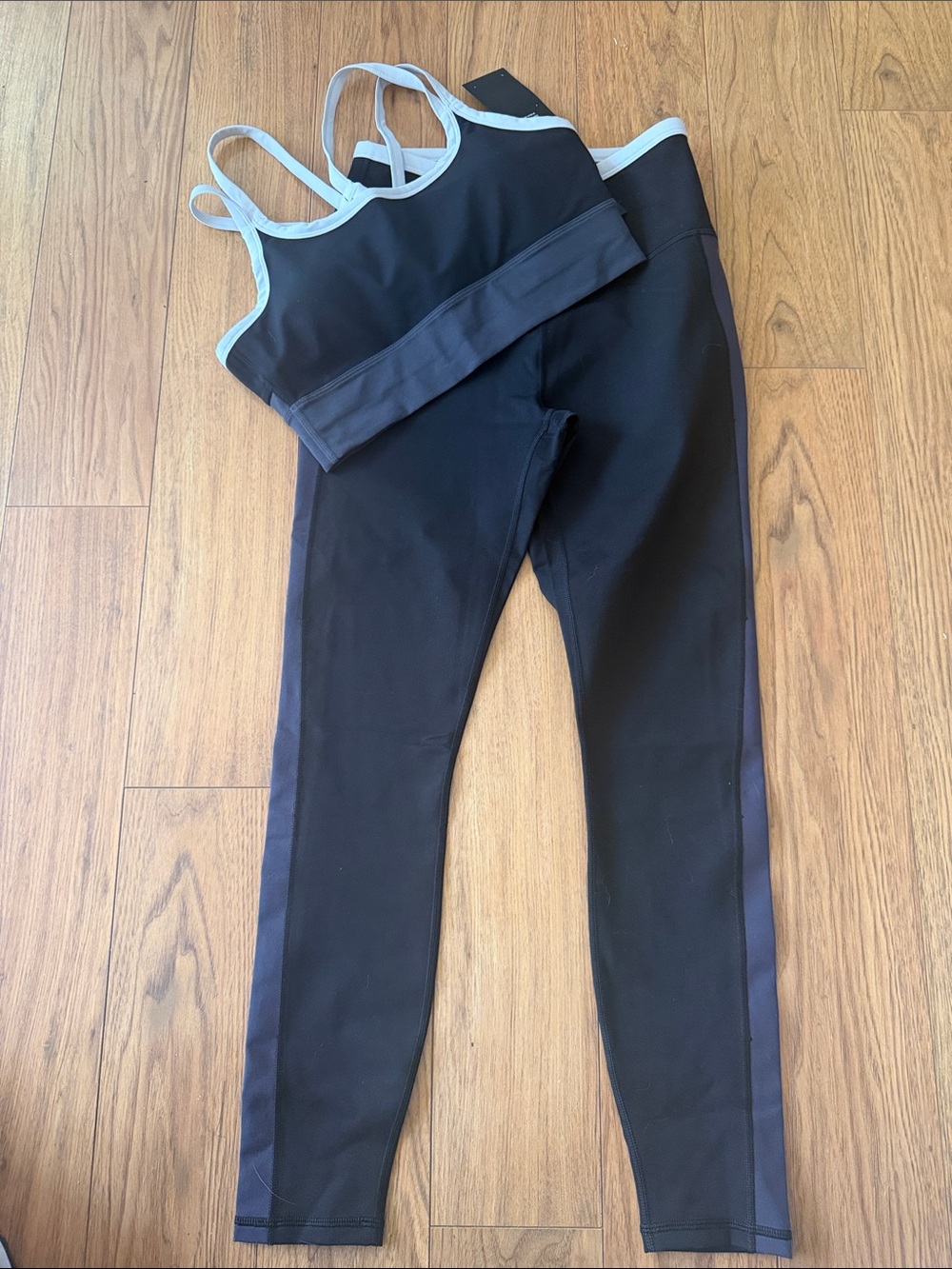 Fabletics Black powerhold Leggings and Sports Bra Set with Light Trim new size m
